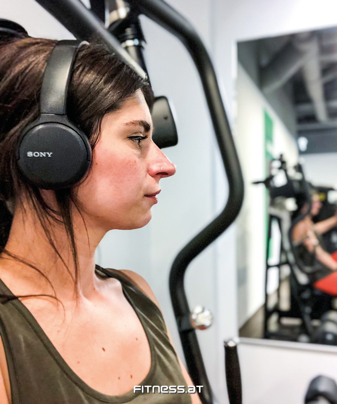 World of 🌎
Music and Training on 🎧💪

📷 @aldina.now
📍 @fit.fabrik

#fitnessat #weilwirfitnessleben #feelit #beautiful #moments #fitnessstudio #fitnessclub #music #musik #fitness #stayfit #feelgood #youcan #bestrong #strong